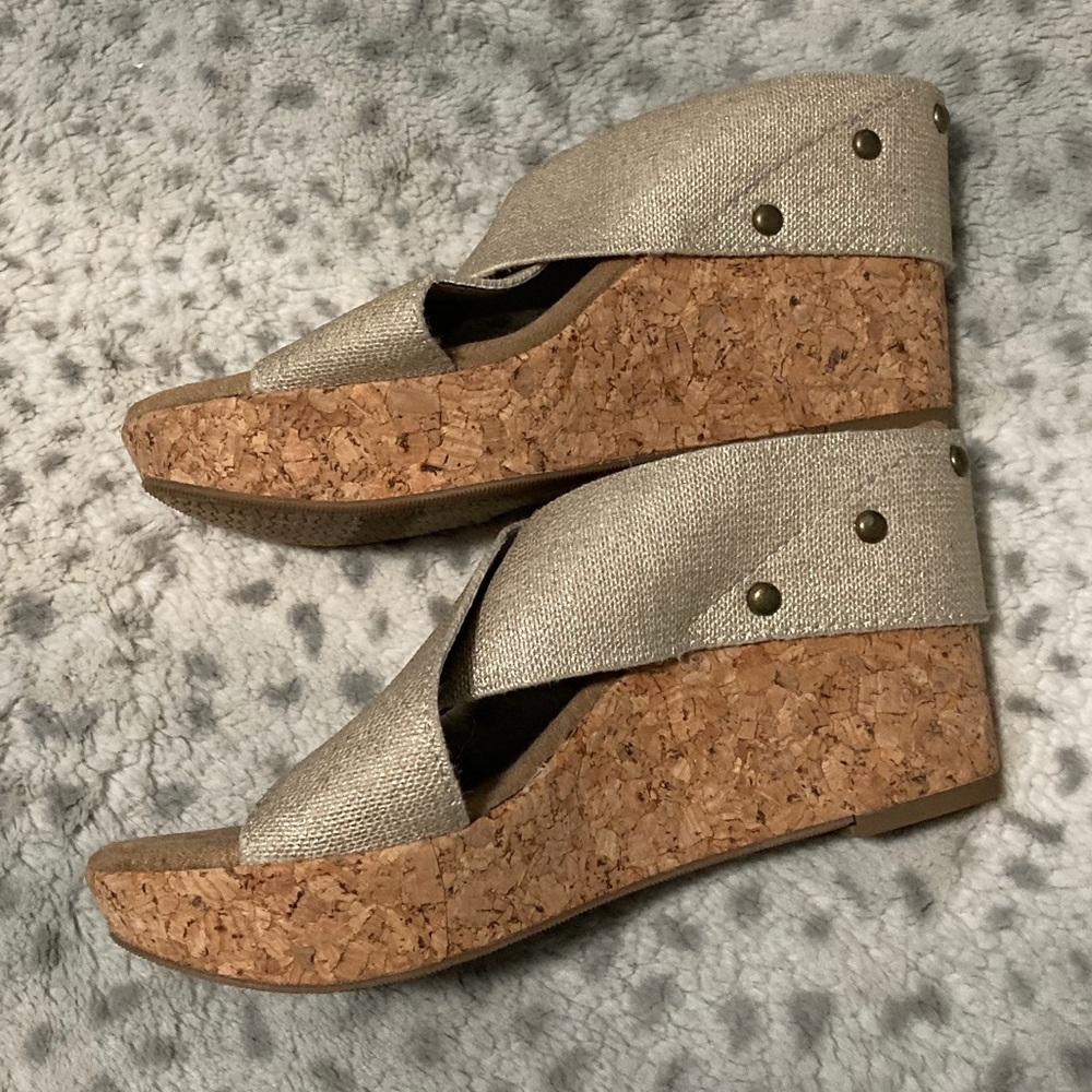 Gold Cork Wedge Sandals - Picture 4 of 10